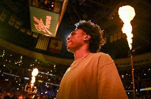 米切尔vs骑士直播_米切尔vs骑士比赛回放_米切尔vs骑士精彩集锦回放